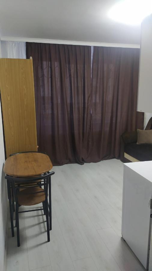 Studio apartment Κισινάου Εξωτερικό φωτογραφία